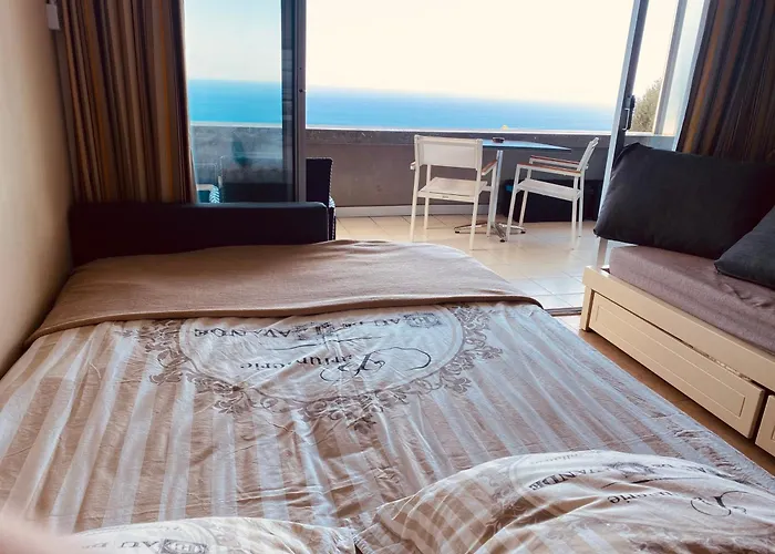 Sunny Costa Plana-monaco -cap D'ail カップダイユ