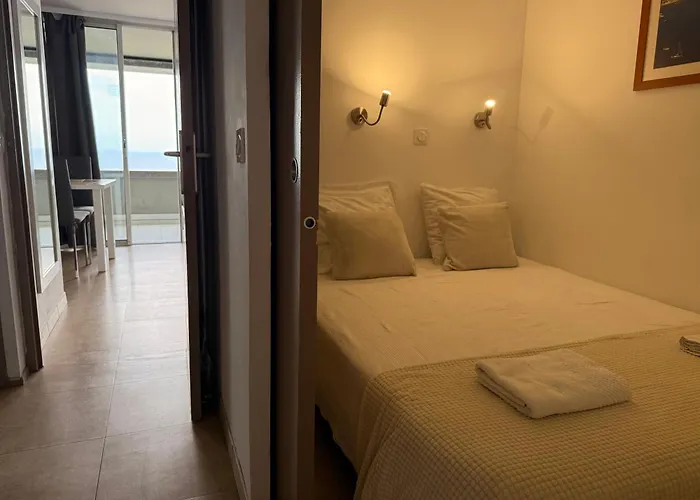Sunny Costa Plana-monaco -cap D'ail アパート カップダイユ