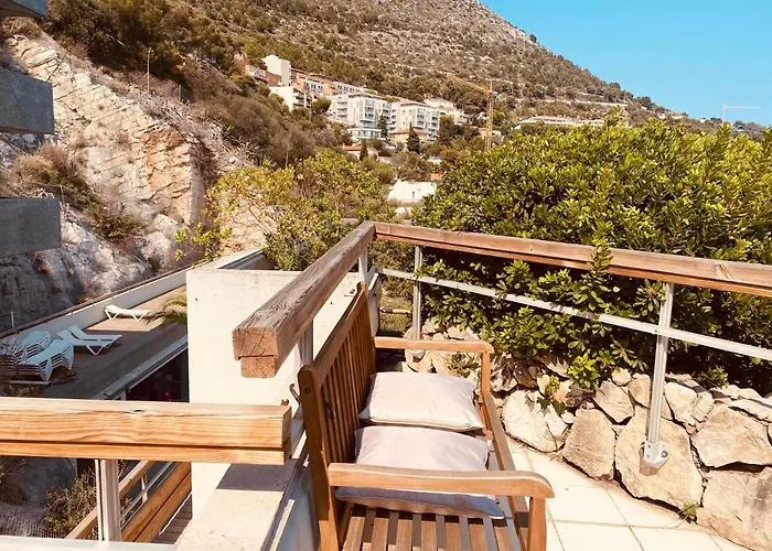 Sunny Costa Plana-monaco -cap D'ail